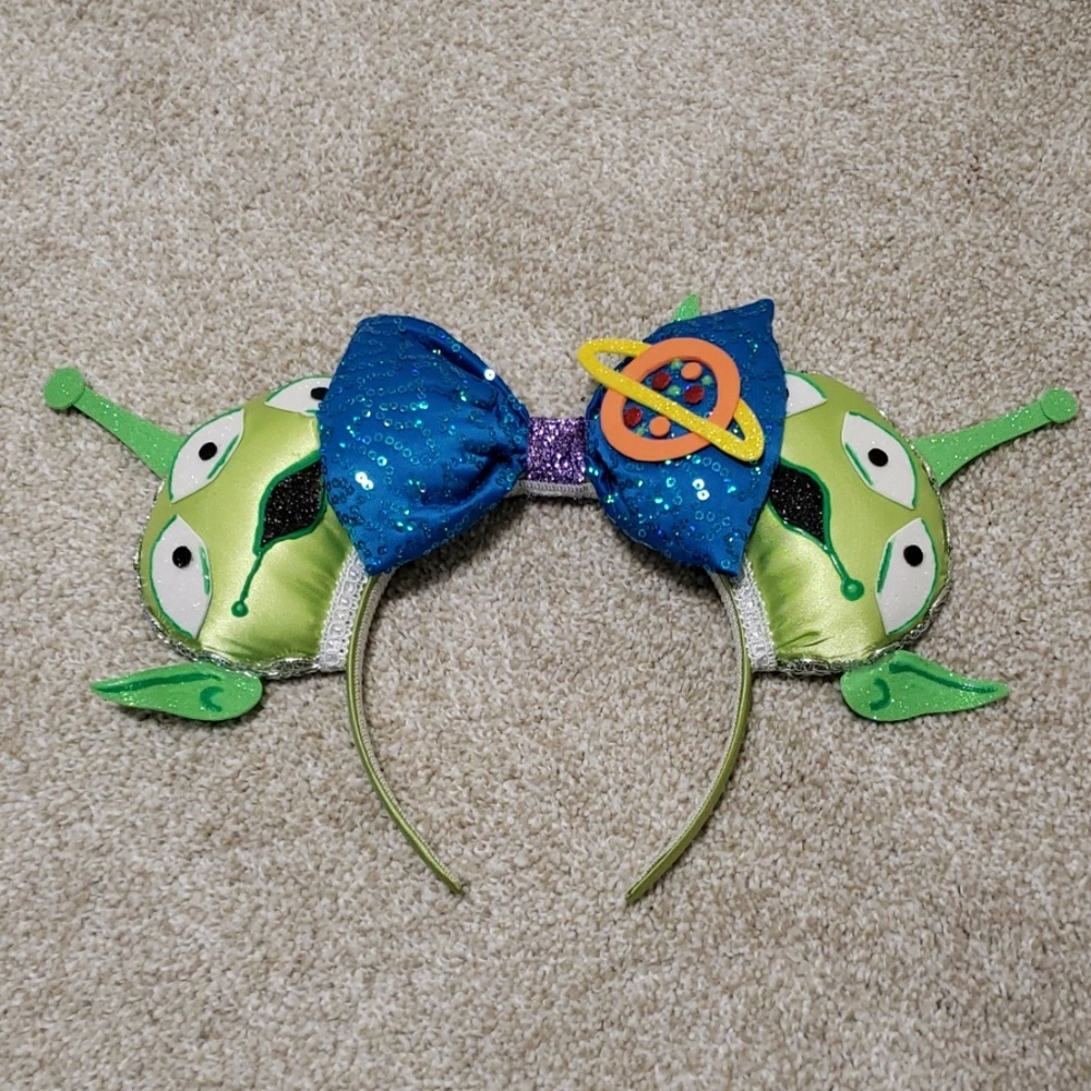 💙💚Toy story alien inspired disney mouse ears